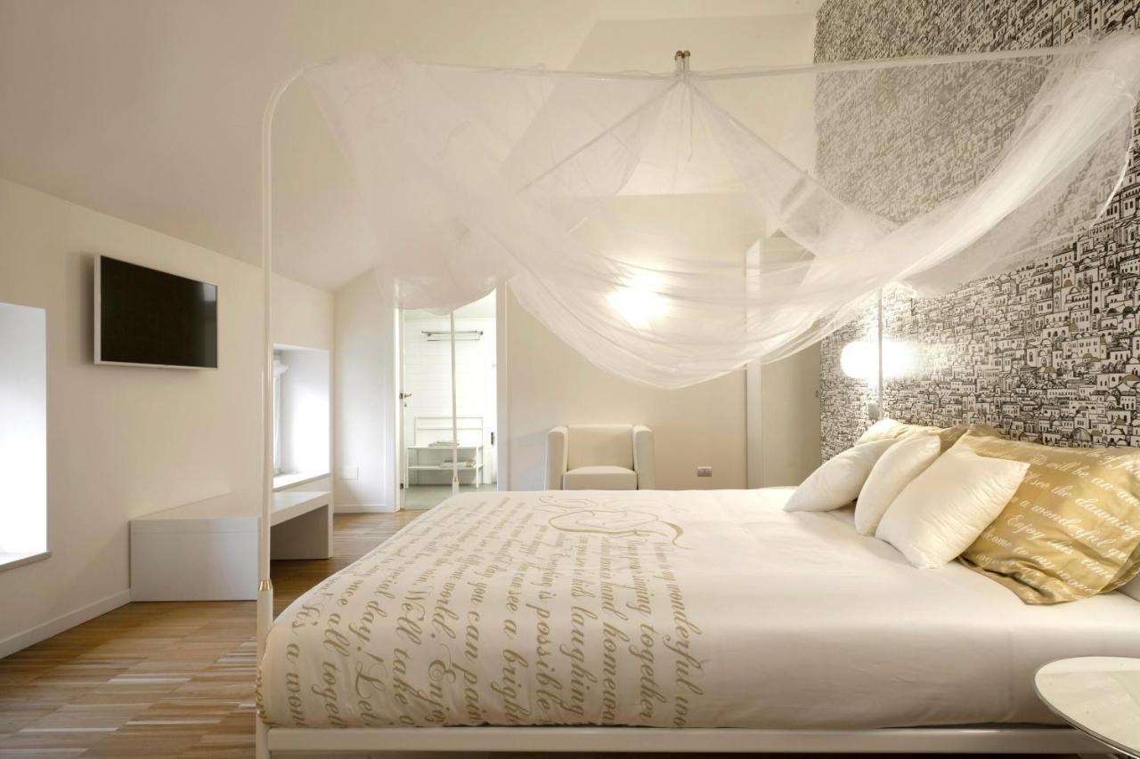 Santa Cesarea Residence Luxury Suite - La Vetta Del Sasso Barisano Matera Luaran gambar