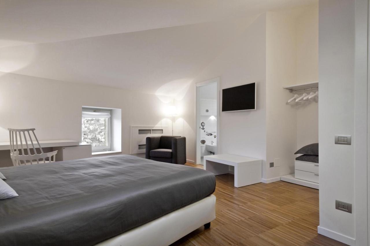 Santa Cesarea Residence Luxury Suite - La Vetta Del Sasso Barisano Matera Luaran gambar
